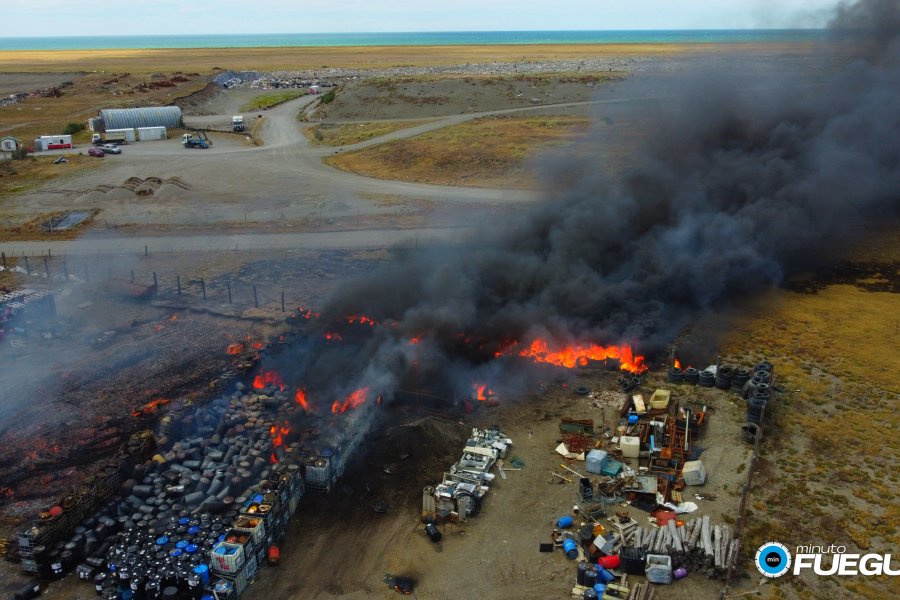 INCENDIO EN LA EMPRESA G.L.R.