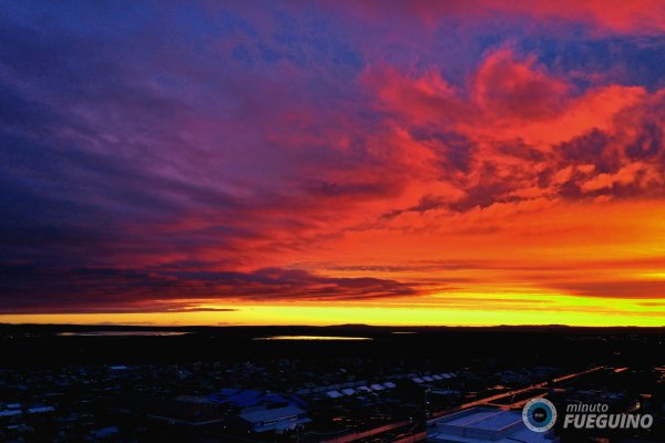 Entre más nubes tengas en el cielo, más colorido será tu atardecer