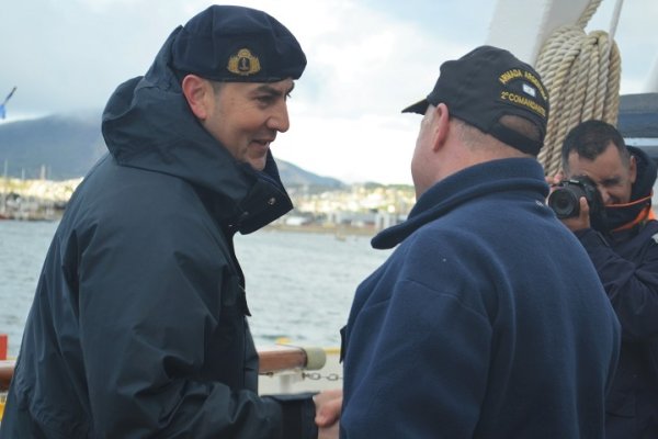 La Fragata ARA “Libertad” en Ushuaia