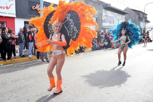 Carnaval central en Río Grande