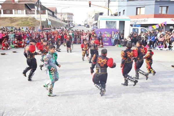 Carnaval central en Río Grande