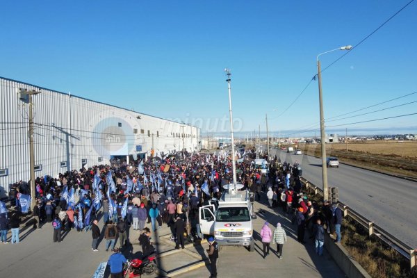 Protesta en las puertas de BGH por la quita de aranceles