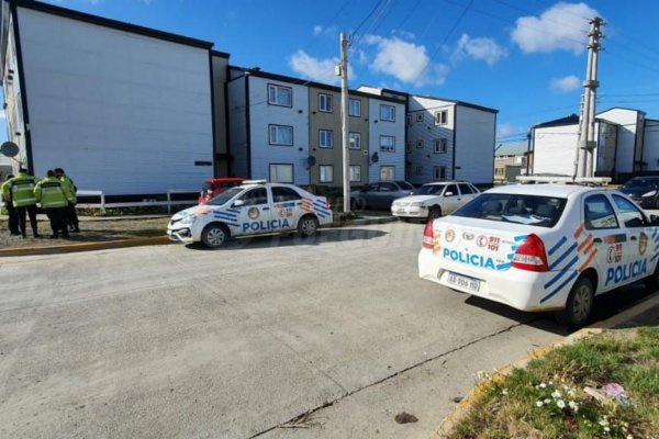 Apuñalaron a una mujer en Paso de los Andes 3067