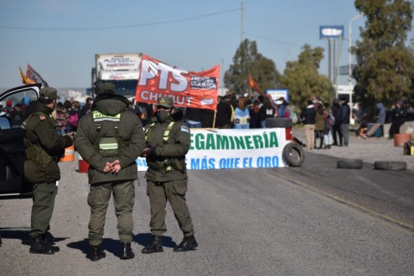 Un nuevo corte de ruta en Trelew vuelve a poner en riesgo el abastecimiento en Tierra del Fuego