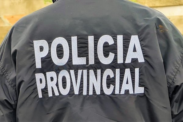 Pagarán a efectivos policiales título secundario con retroactivo