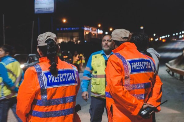 Buscan cubrir puestos técnicos y profesionales en la Prefectura