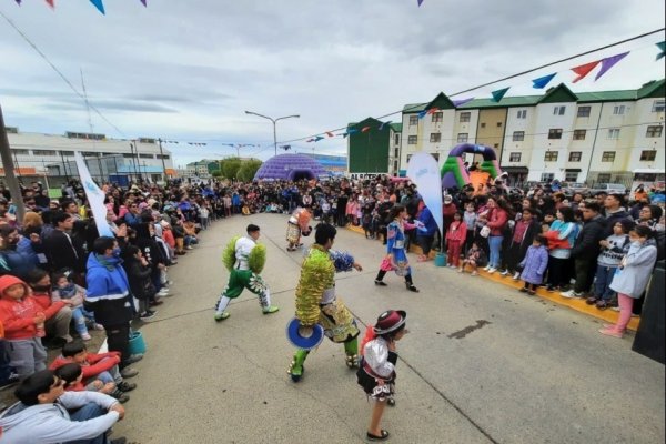 Rio Grande se prepara para los festejar el Carnaval en los barrios