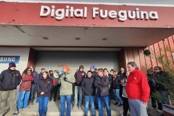 Comienzan a rematar bienes de Garbarino mientras persiste el reclamo de trabajadores fueguinos