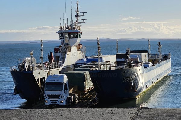 Nueva tarifa para cruzar en barcaza por Primera Angostura
