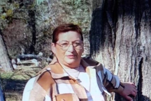 El guante rosa y el silencio del mar: dos años sin respuestas por María Elsa Contrera Navarro