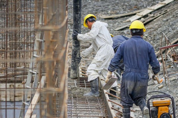 El Gobierno provincial reactivó el subsidio invernal para trabajadores de la construcción desocupados