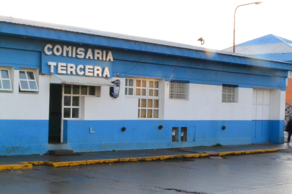 Cuatro policías reanimaron a un bebé que había dejado de respirar