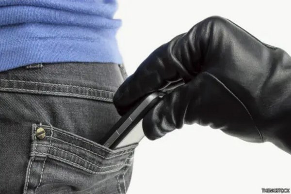 Lanzan un sistema antirrobo para celulares con IA y bloqueo automático