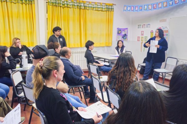 Inician las inscripciones para jóvenes y adultos que deseen finalizar la secundaria