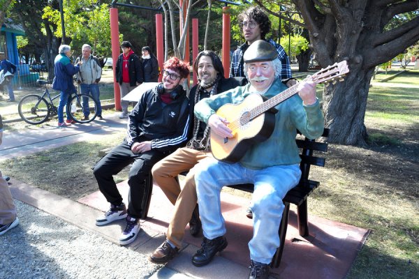 &ldquo;El Fueguino&rdquo; y la identidad local: inauguraron un homenaje a Walter Buscemi