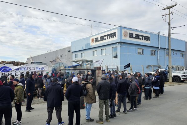 Aires del Sur: la empresa faltó a la audiencia y los trabajadores endurecen el reclamo