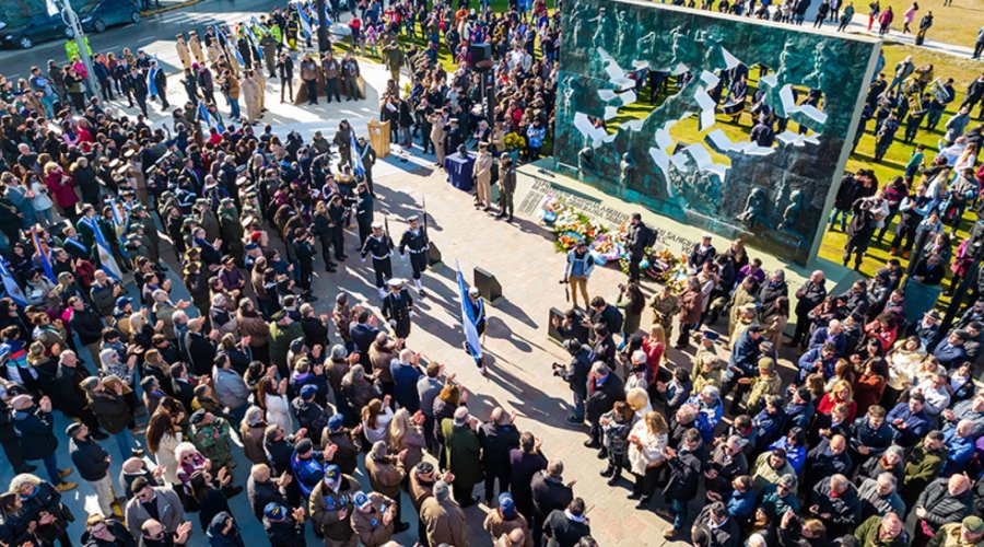 El acto central del 2 de abril dejaría de concentrarse en una sola ciudad