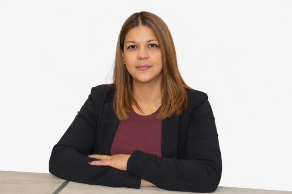 &ldquo;Dos Santos se posiciona en la carrera por la intendencia&rdquo;