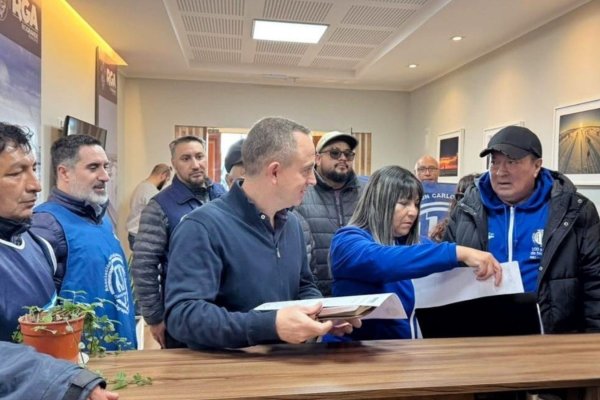 Díaz recibió a dirigentes de ATE por reclamo salarial: &ldquo;Cada planteo que hacen los trabajadores es atendido&rdquo;