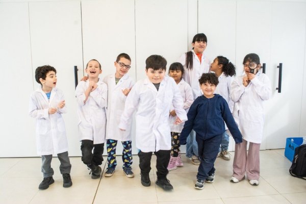 Inscripciones abiertas para un espacio de aprendizaje y juego para infancias