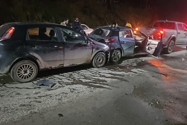 Tres vehículos protagonizaron un choque en cadena en Ushuaia