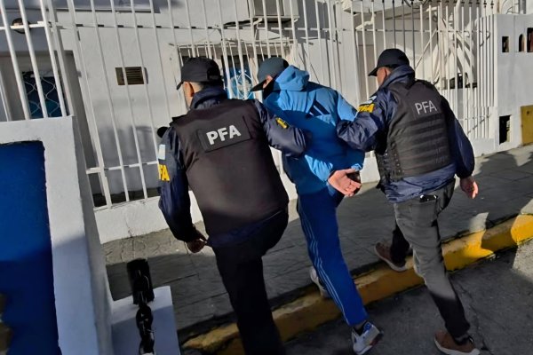 La Policía Federal detuvo a un hombre que era buscado por la justicia fueguina