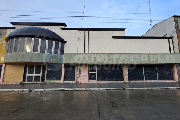 Comerciantes advierten preocupación por el proyecto comercial cerca de la Plaza Almirante Brown