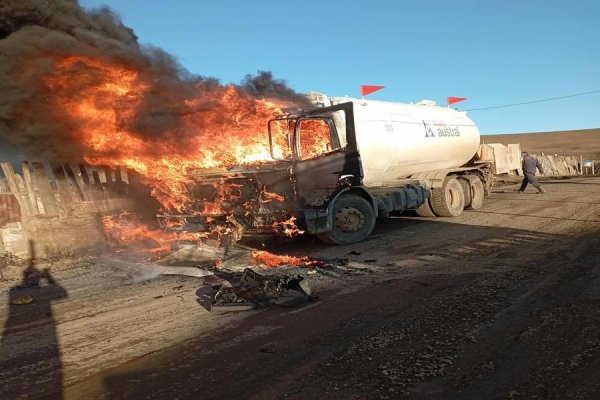 Incendio en un camión de gas obligó a evacuar viviendas en la margen sur de Río Grande