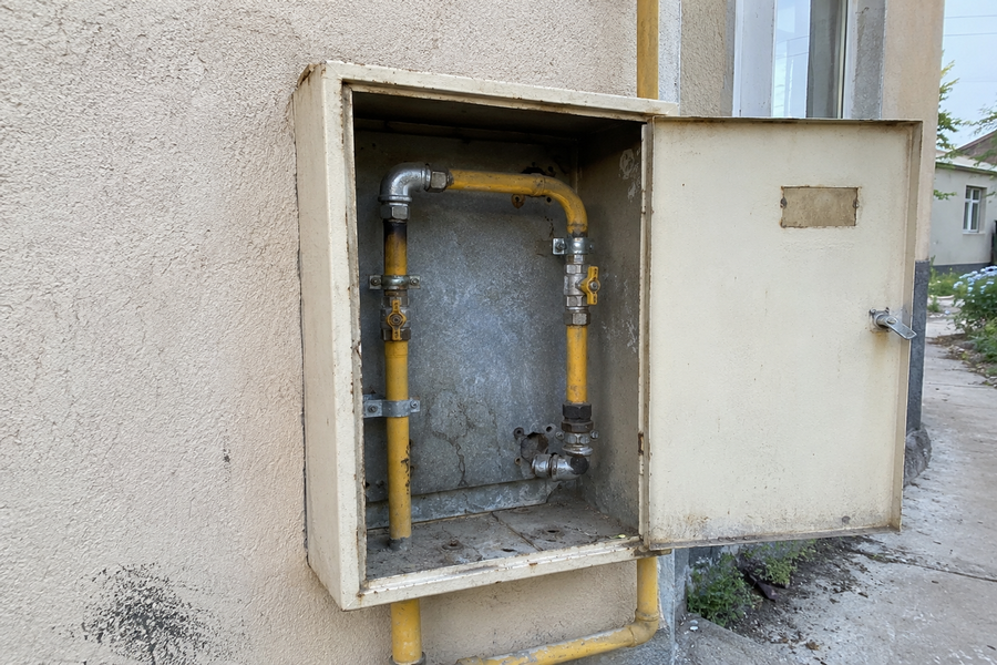 Tiene la red de gas frente a su casa pero hace tres años espera la conexión