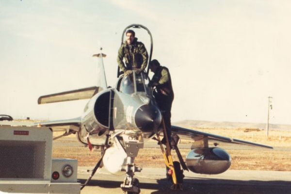 La obsesión británica con los Super Étendard y los misiles Exocet durante la Guerra de Malvinas