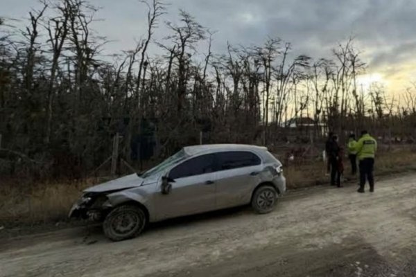 Dos jóvenes resultaron heridos tras el vuelco de un automóvil en Tolhuin